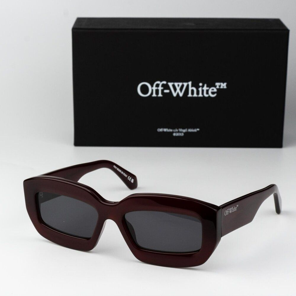 Off-White CHARLOTTE Sunglasses Burgundy Grey Rectangle OERI138 CHARLOTTE 2807